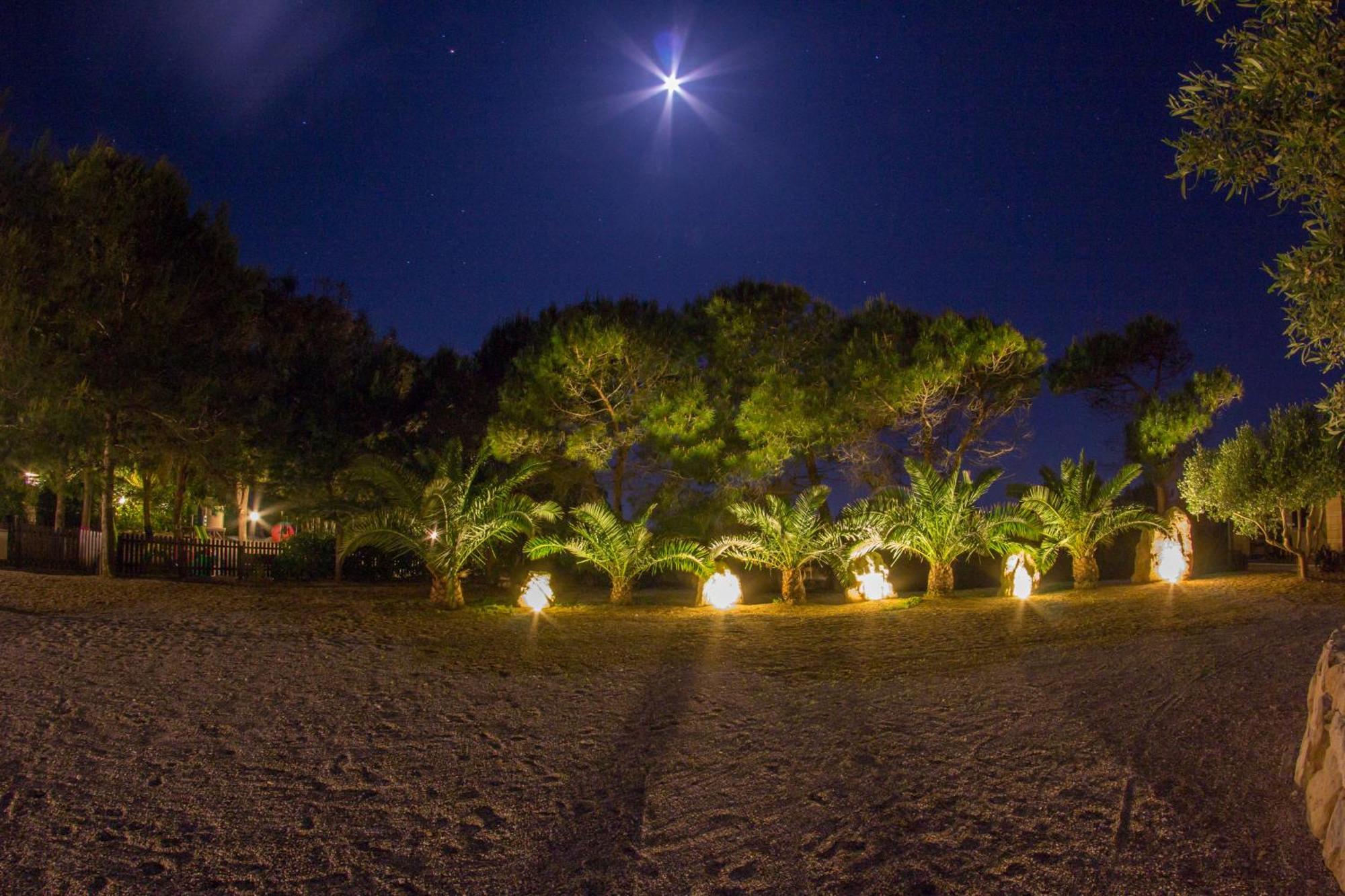 Albergo Residenziale Menhirs Putzu Idu Extérieur photo