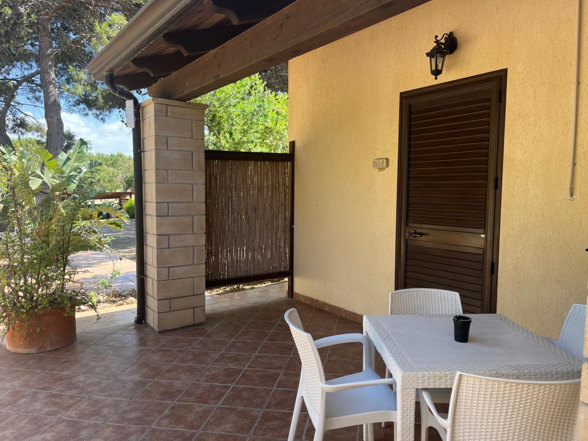 Albergo Residenziale Menhirs Putzu Idu Extérieur photo