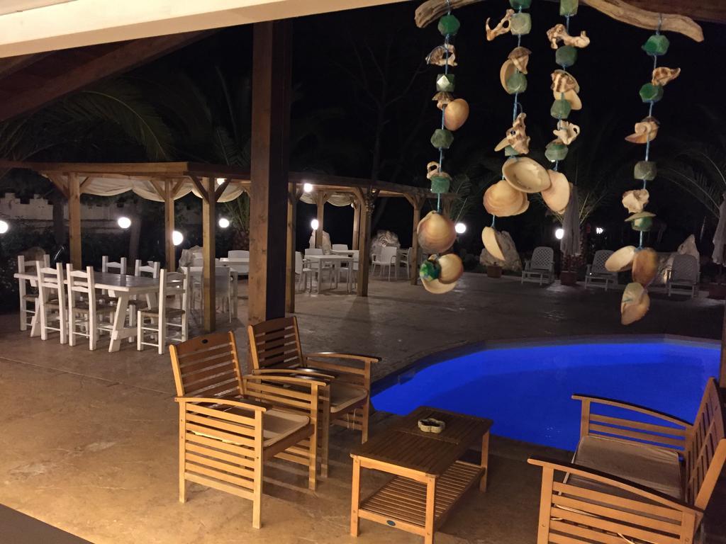 Albergo Residenziale Menhirs Putzu Idu Extérieur photo