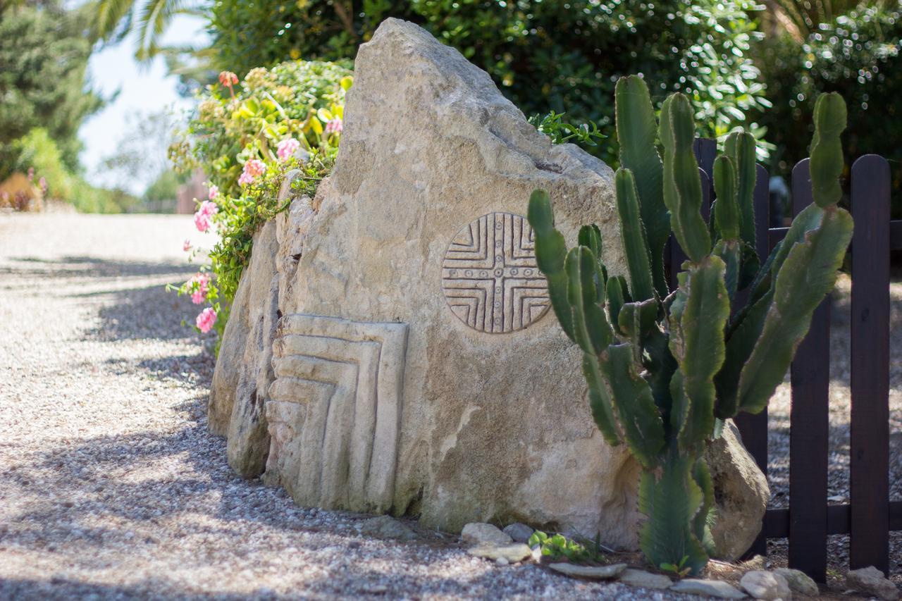 Albergo Residenziale Menhirs Putzu Idu Extérieur photo